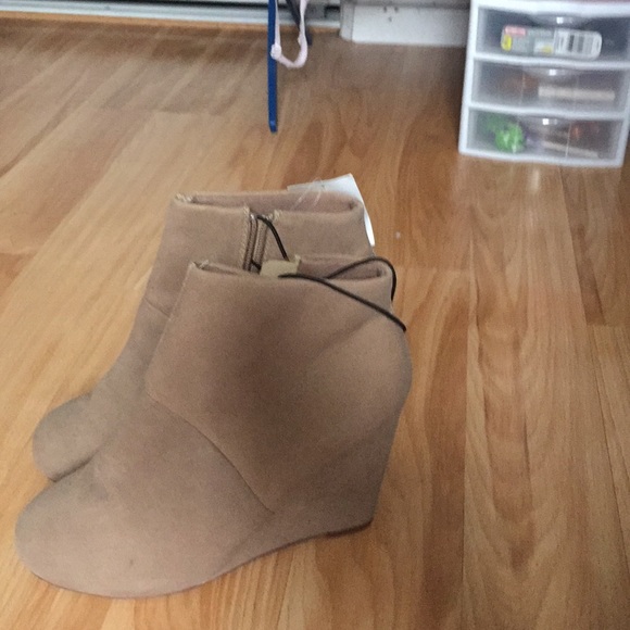 Rubi Stevie boot in taupe - Picture 3 of 5